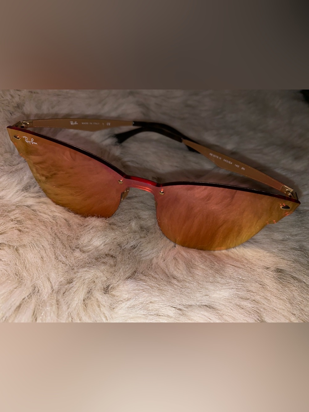 Ray-Ban Unisex Red Mirrored Rimless Sunglasses (minor scratches)